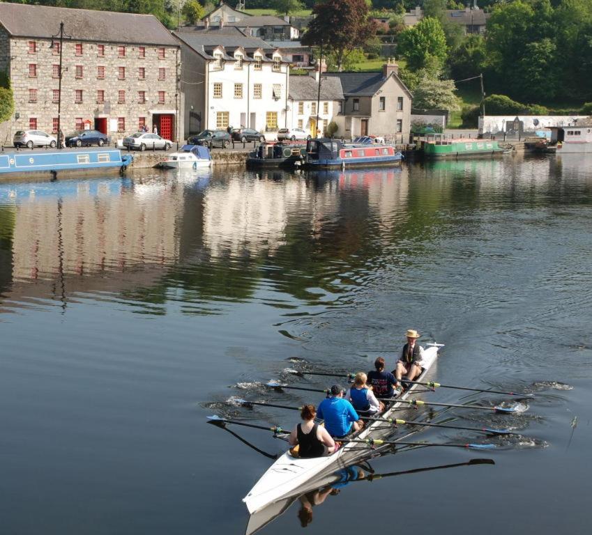 Waterside Guesthouse Graiguenamanagh Exterior foto